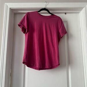 Women's Pink Lululemon love T-Shirt